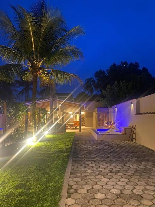 Novo-Refugio Do Arquiteto - Casa Coqueiro, 4 Minutos Caminhando Ate A Praia Sao Sebastiao  Esterno foto